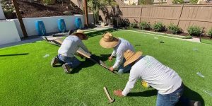 Instalacion pasto sintético para jardines funcionales y de bajo mantenimiento